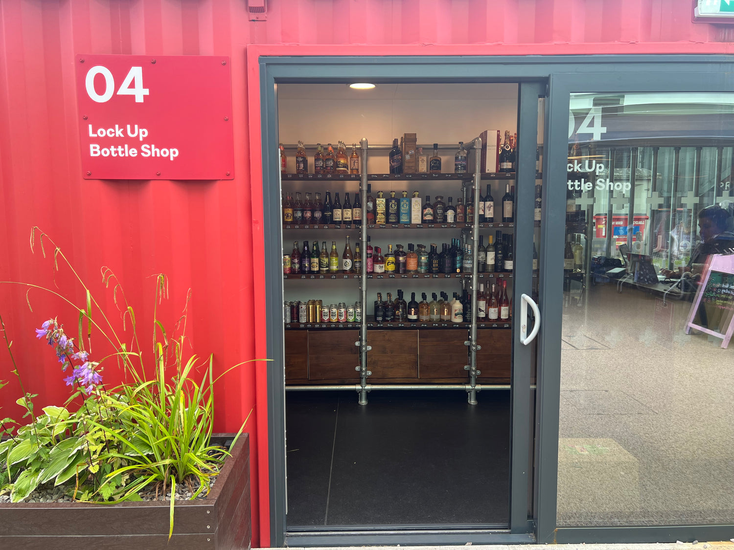 Lockup Bottle shop