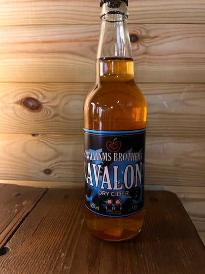 Lockup Bottle Shop - Williams Brothers - Avalon   7.5%