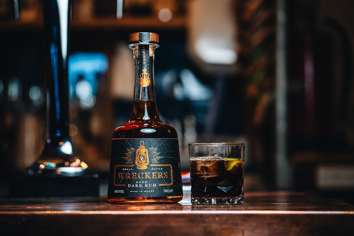 Wreckers - Aged Dark Rum   40.0%